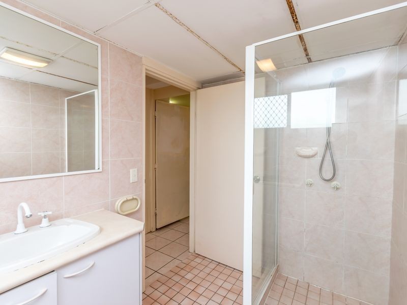 2/987 Gold Coast Highway, Palm Beach QLD 4221