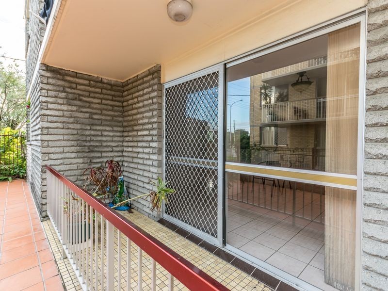 2/987 Gold Coast Highway, Palm Beach QLD 4221