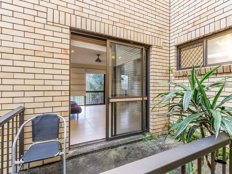 1/14 Brooke Avenue, Palm Beach QLD 4221