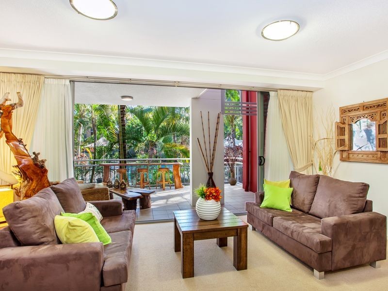 10/13 Bright Avenue, Labrador QLD 4215