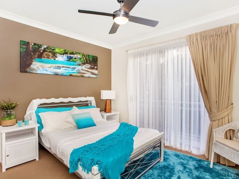 10/13 Bright Avenue, Labrador QLD 4215