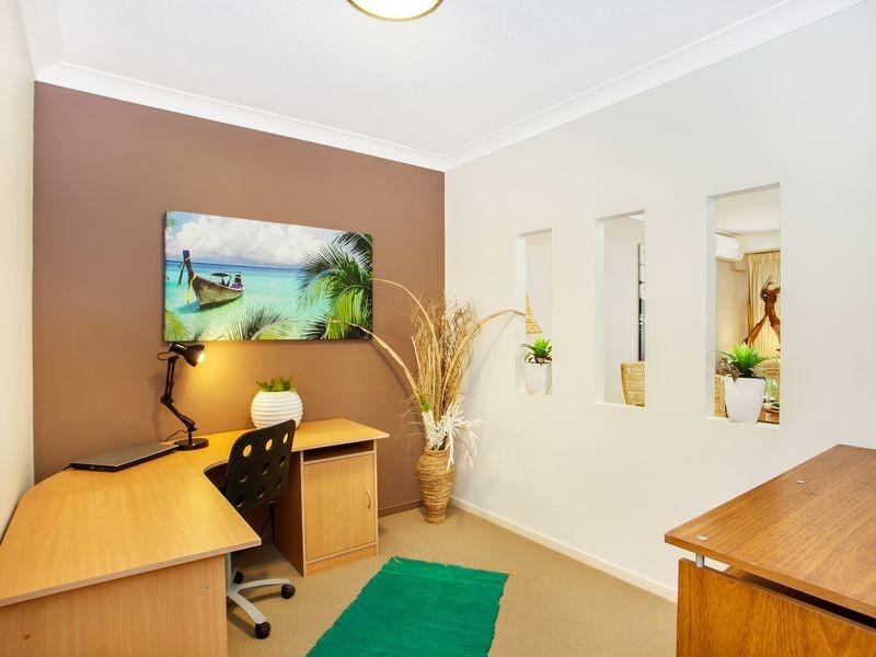 10/13 Bright Avenue, Labrador QLD 4215