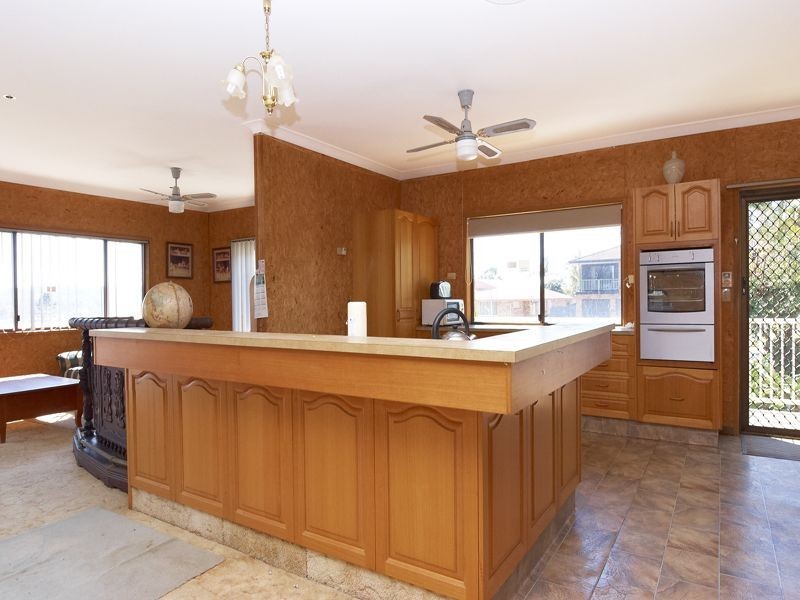 47 Angelica Street, Elanora QLD 4221