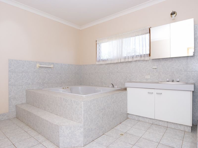 47 Angelica Street, Elanora QLD 4221