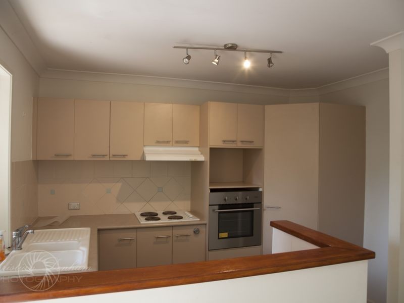 9/1 Warbler Parade, Varsity Lakes QLD 4227