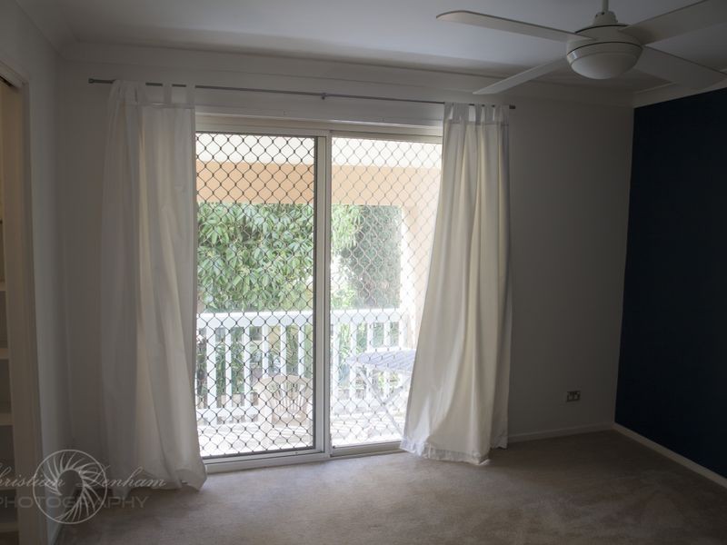 9/1 Warbler Parade, Varsity Lakes QLD 4227