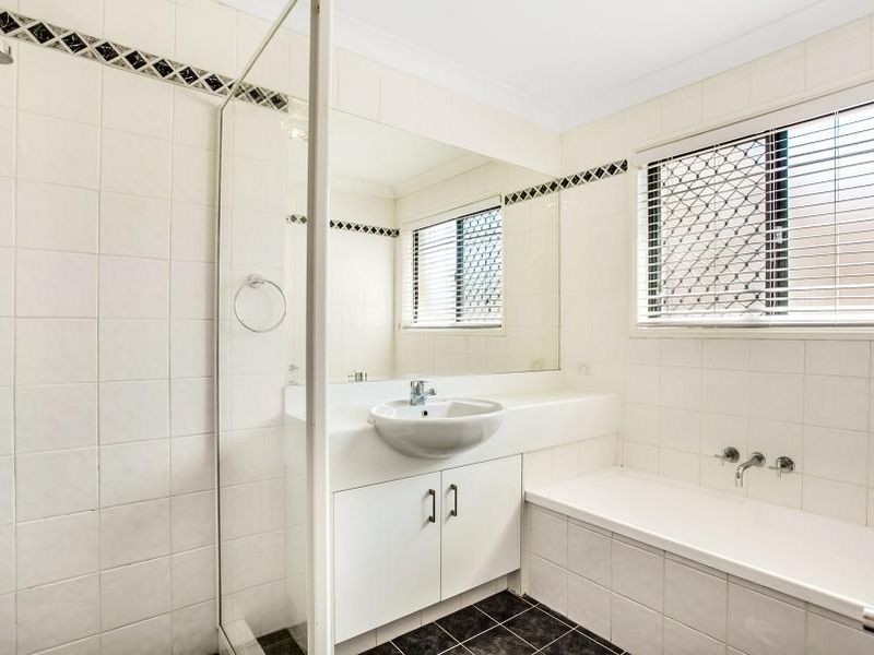 103/2-4 Langport Parade, Mudgeeraba QLD 4213