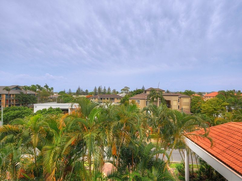 24/132-138 Ferny Avenue, Surfers Paradise QLD 4217