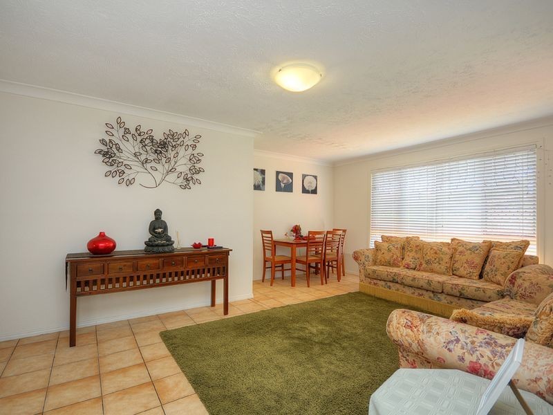 169 K P Mcgrath Drive, Elanora QLD 4221