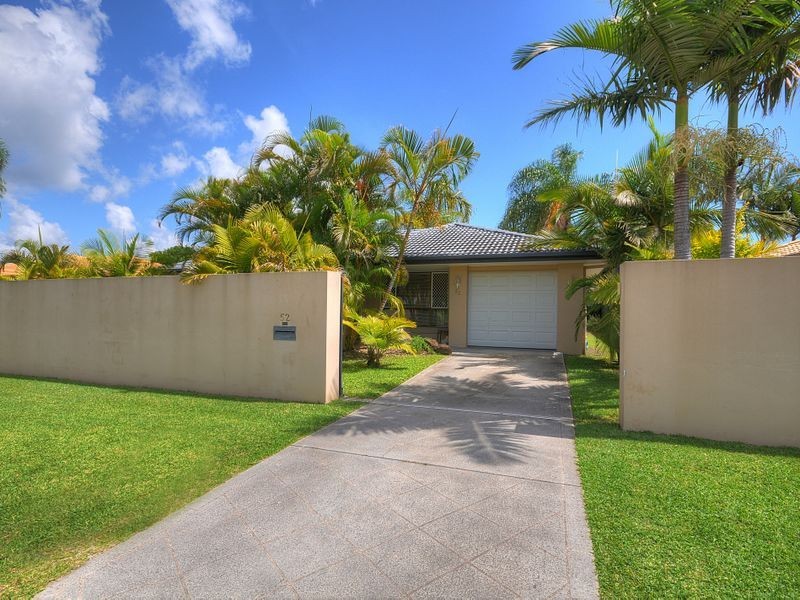 52 Bienvenue Drive, Currumbin Waters QLD 4223