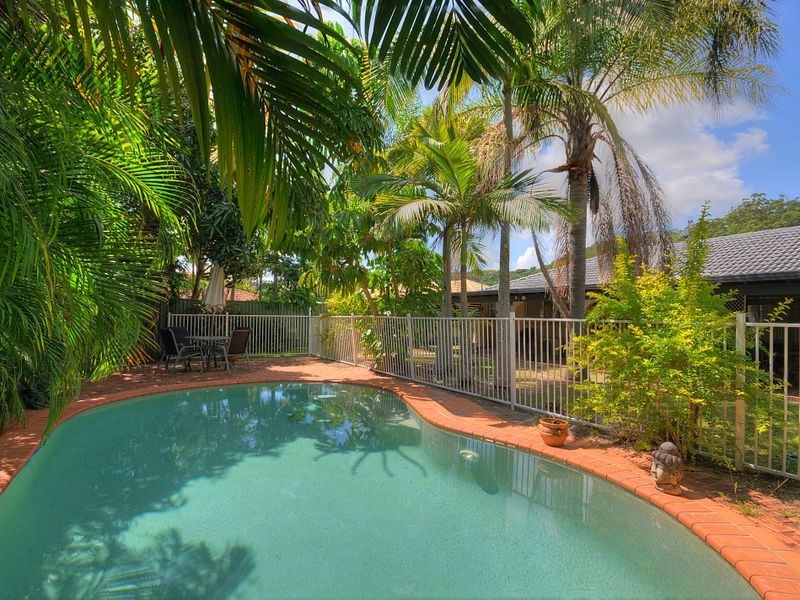 52 Bienvenue Drive, Currumbin Waters QLD 4223