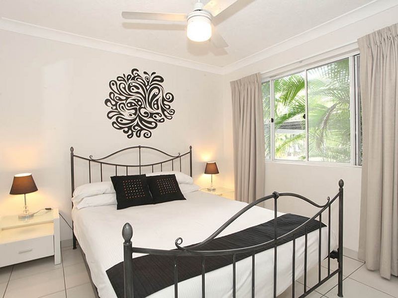 4/12 Coolgardie Street, Elanora QLD 4221