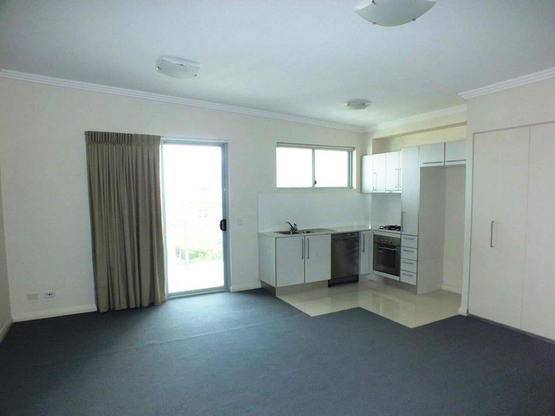 2202/10 Fifth Avenue, Palm Beach QLD 4221