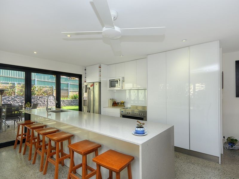 24 Lucania Street, Currumbin Waters QLD 4223