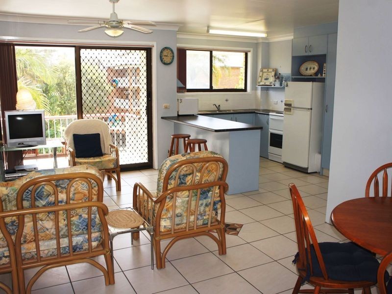 6/4 Allara Avenue, Palm Beach QLD 4221