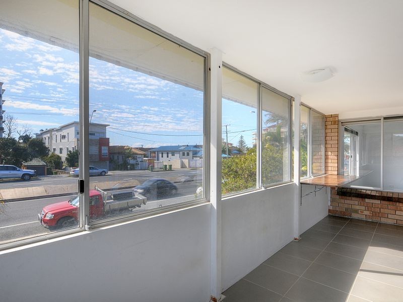 4/2 Twenty Sixth Avenue, Palm Beach QLD 4221