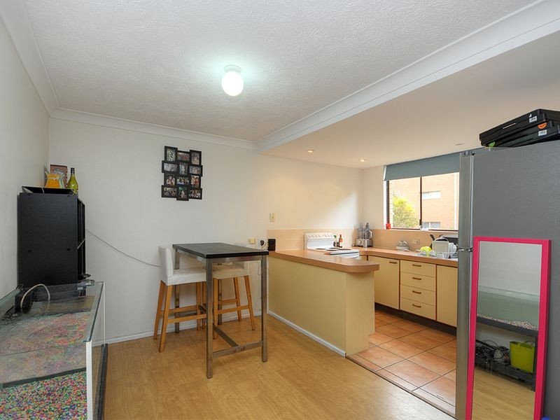 7/6 Brooke Avenue, Palm Beach QLD 4221