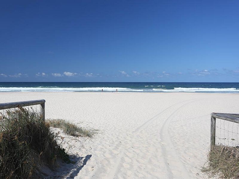 6 (Lot 10) Twenty Second Avenue, Palm Beach QLD 4221