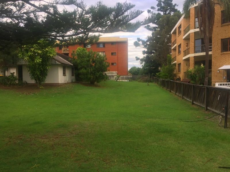 6 (Lot 10) Twenty Second Avenue, Palm Beach QLD 4221