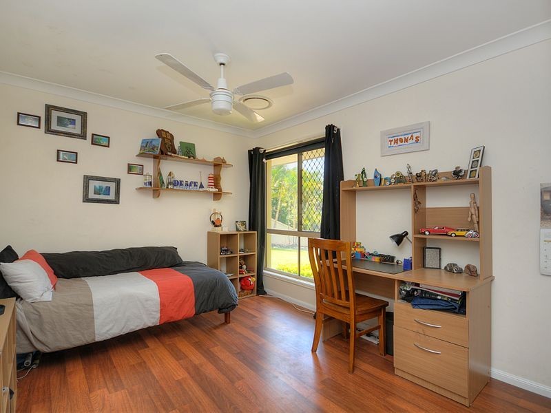 20 Warbler Parade, Varsity Lakes QLD 4227