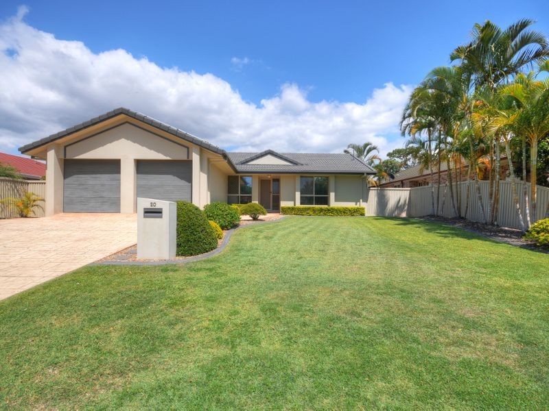 20 Warbler Parade, Varsity Lakes QLD 4227