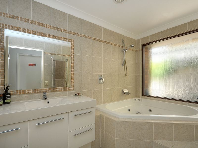 82 Tierney Drive, Currumbin Waters QLD 4223