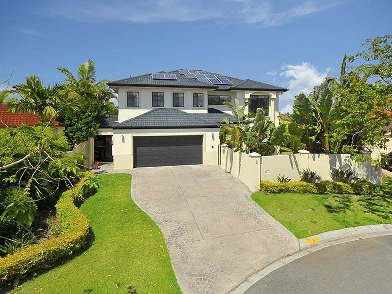 8 Crozet Court, Burleigh Waters QLD 4220