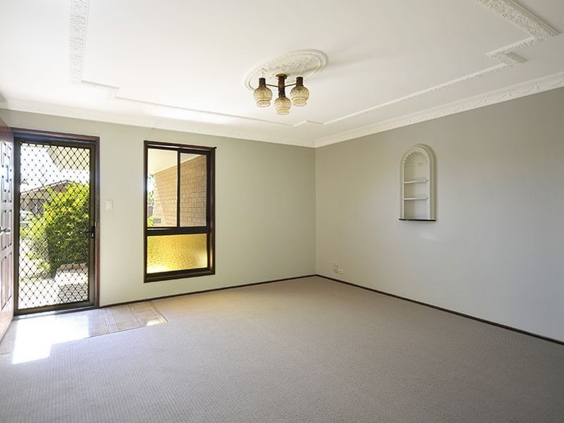 7 Colvillea Court, Palm Beach QLD 4221