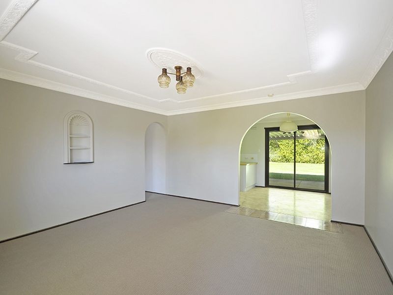 7 Colvillea Court, Palm Beach QLD 4221