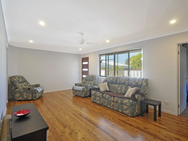 1/129 Tahiti Avenue, Palm Beach QLD 4221