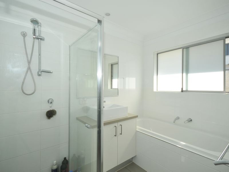 1/129 Tahiti Avenue, Palm Beach QLD 4221