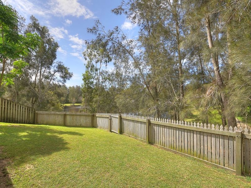 9/8 Ottelia Drive, Elanora QLD 4221