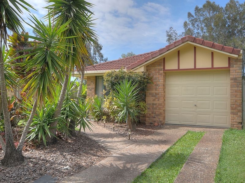 9/8 Ottelia Drive, Elanora QLD 4221