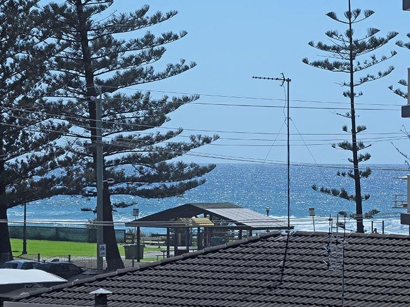 11/9 Francis Street, Mermaid Beach QLD 4218