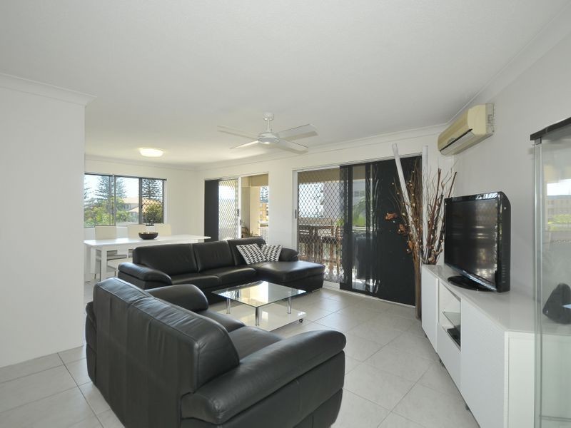 11/9 Francis Street, Mermaid Beach QLD 4218