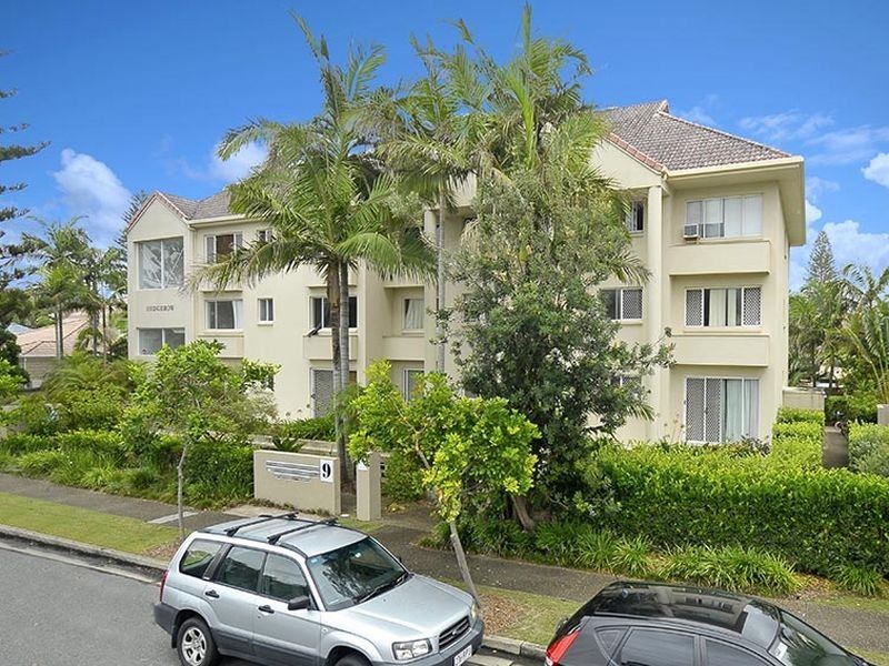 11/9 Francis Street, Mermaid Beach QLD 4218