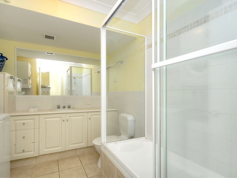 14/1 Tallebudgera Drive, Palm Beach QLD 4221