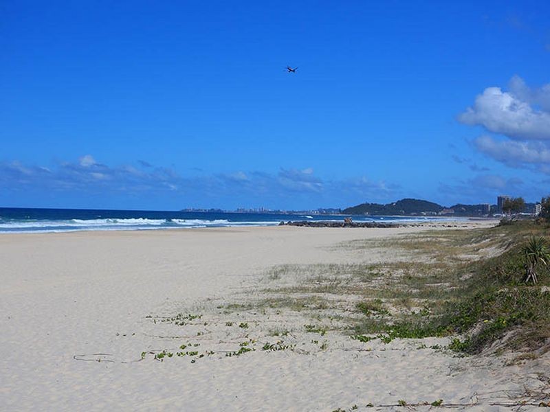 14/1 Tallebudgera Drive, Palm Beach QLD 4221