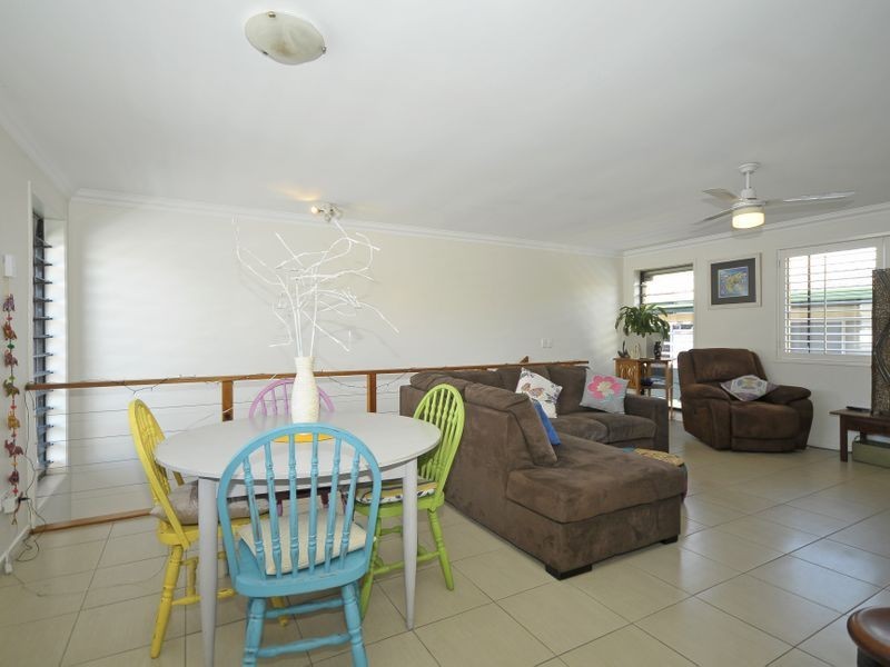 2/13 Second Avenue, Palm Beach QLD 4221