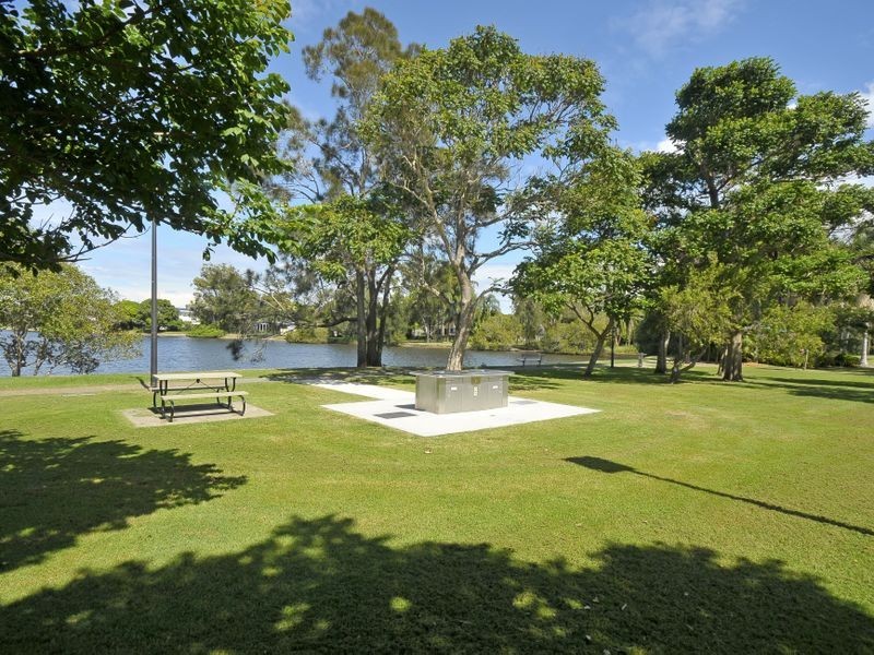 2/13 Second Avenue, Palm Beach QLD 4221