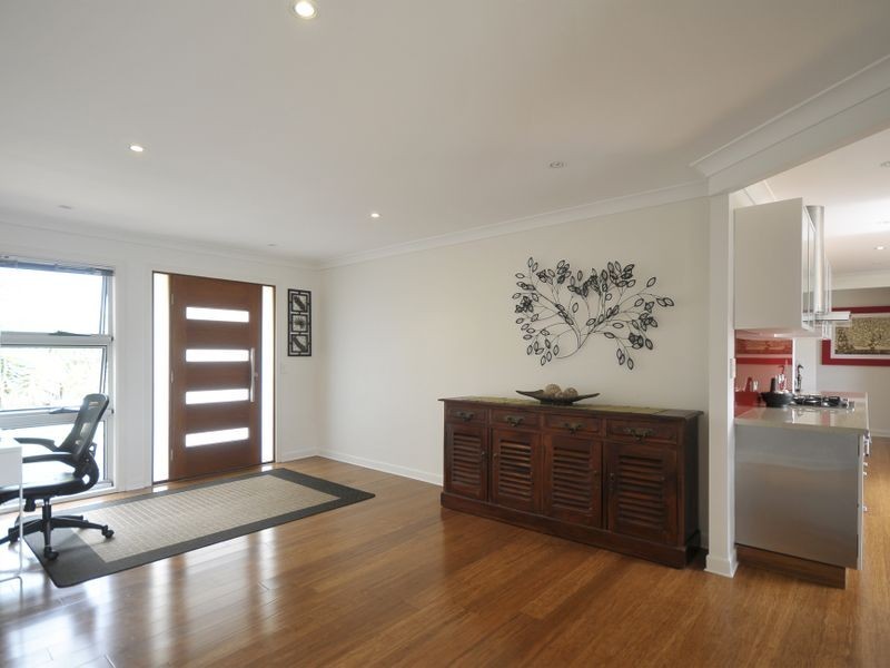 19 Barklya Place, Palm Beach QLD 4221