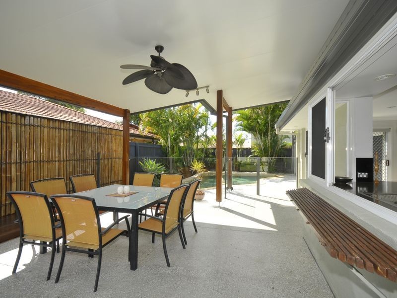 231 Nineteenth Avenue, Elanora QLD 4221