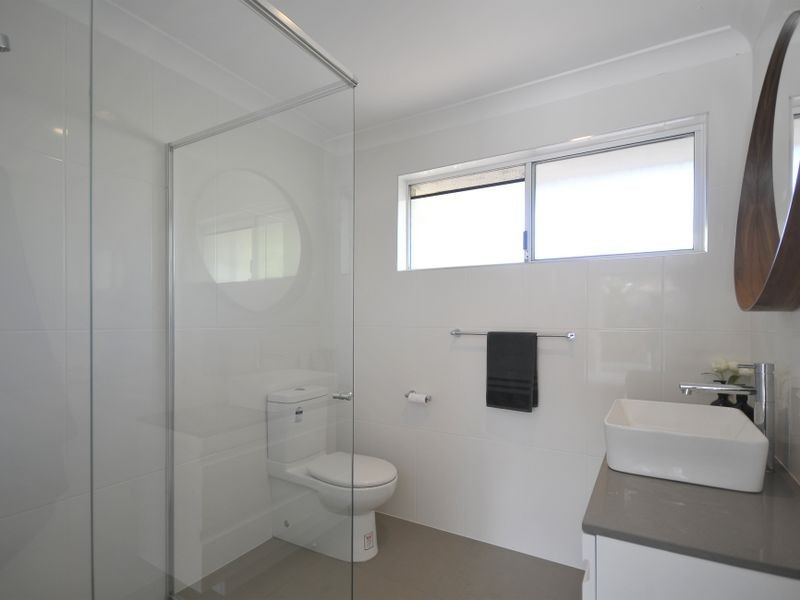 231 Nineteenth Avenue, Elanora QLD 4221