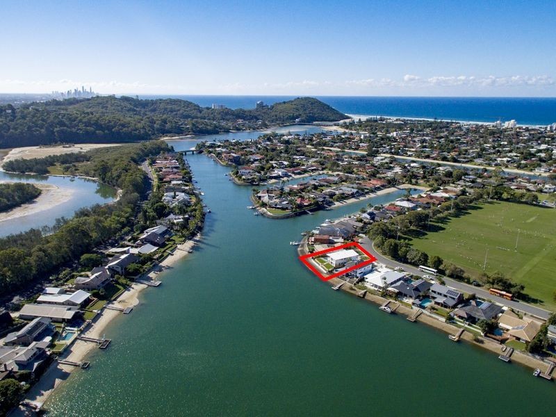 84 Melaleuca Drive, Palm Beach QLD 4221