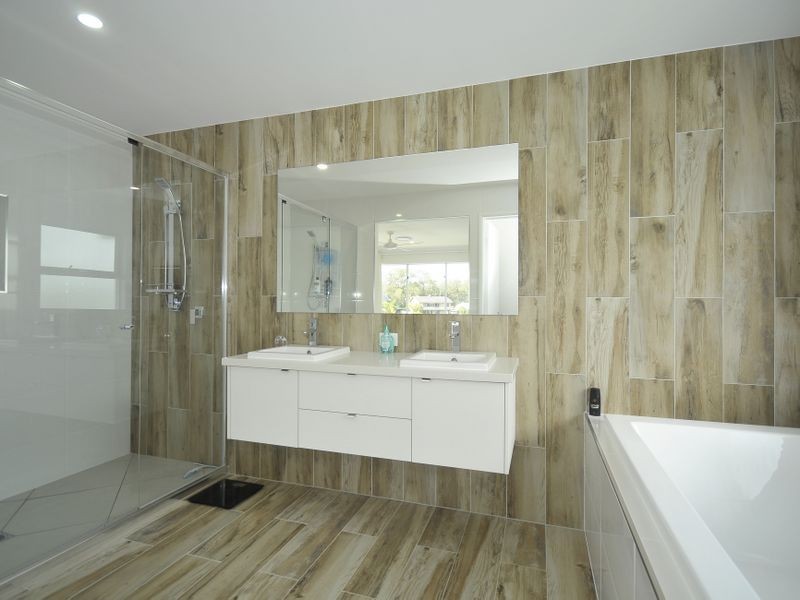 84 Melaleuca Drive, Palm Beach QLD 4221