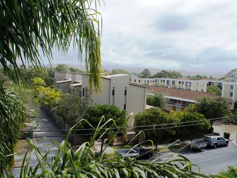 12/1374 Gold Coast Highway, Palm Beach QLD 4221