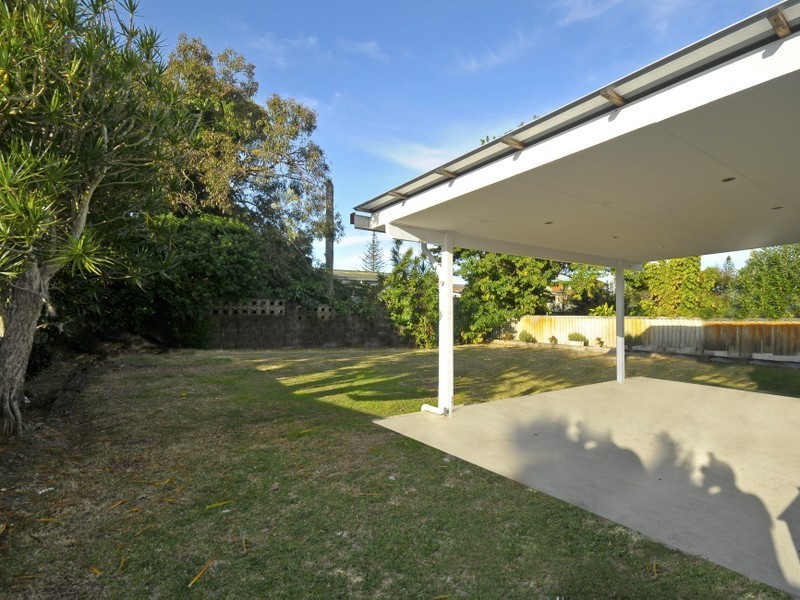 335 Adina Avenue, Bilinga QLD 4225