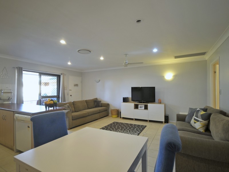 8/5 Lind Avenue, Palm Beach QLD 4221