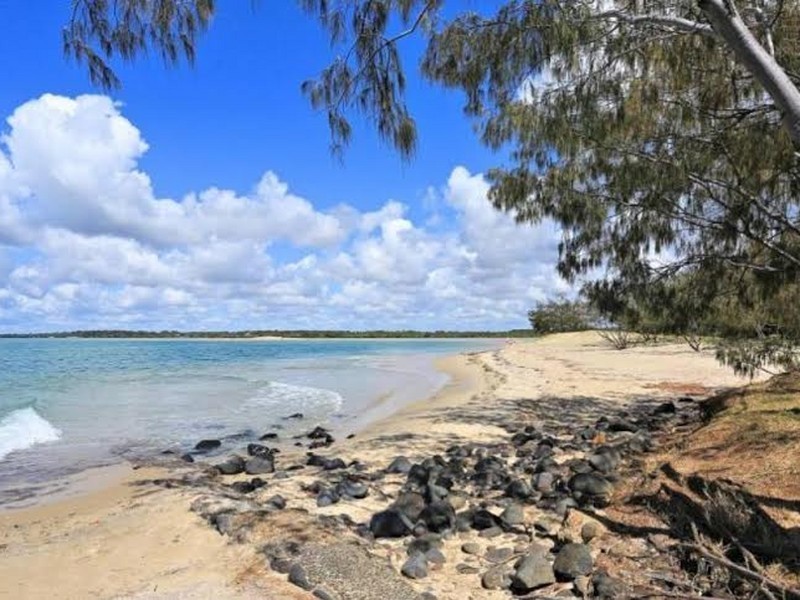 32 Emperor Drive, Elliott Heads QLD 4670
