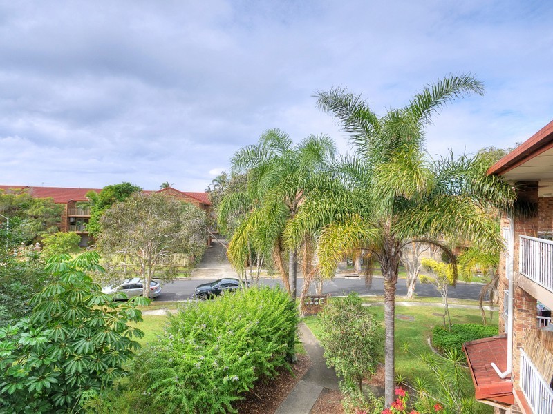 13/5 Rolan Court, Palm Beach QLD 4221